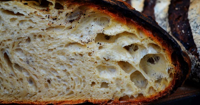 Großbäckerei aus Paderborn vor Gericht wegen ekelhafter Hygiene-Zustände, Käfer und Kot im Brot