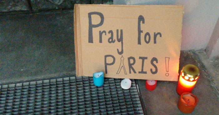 Pray for Paris Paderborn Rathaus