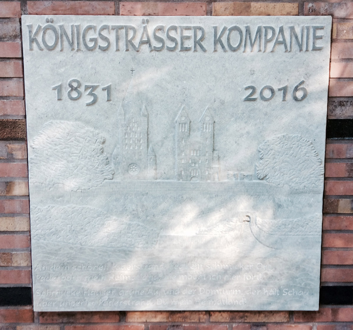 Neues Steinrelief der Königssträßer Kompanie auf dem Schützenplatz Paderborn