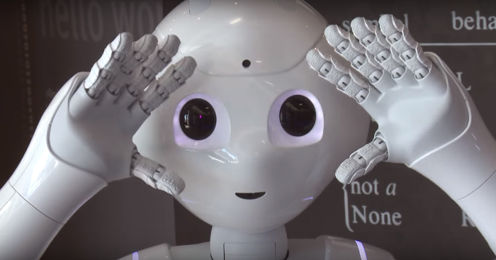 Pepper - Neuer humanoider Roboter am HNF Paderborn
