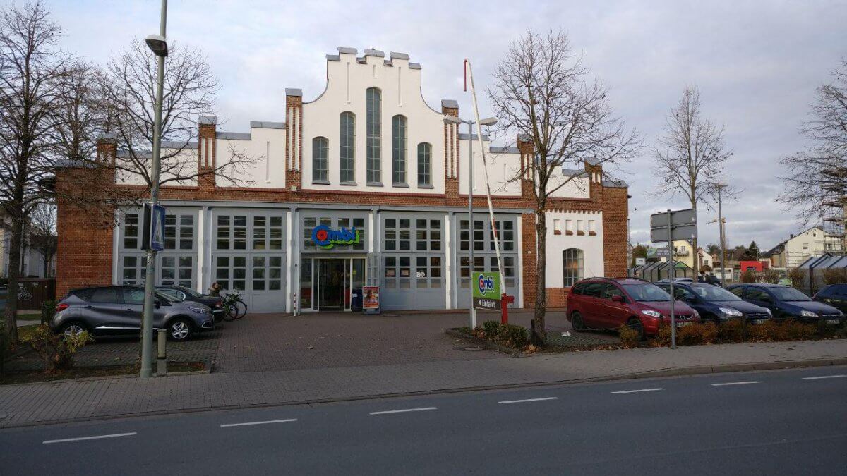 Das Straßenbahndepot in Paderborn - heute ein Combi-Markt